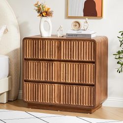 Fluted 3 Drawer Dressers for Bedroom, 31.5" Wide Large Mid Century Modern Nightstand W/3 Storage Drawers, Wood Dresser & Chest of Drawers with Curved 