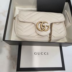 Gucci GG Marmont mini shoulder bag