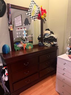 Brown dresser
