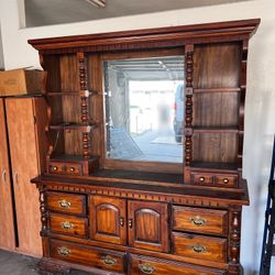 Broyhill Dresser with Mirror $150