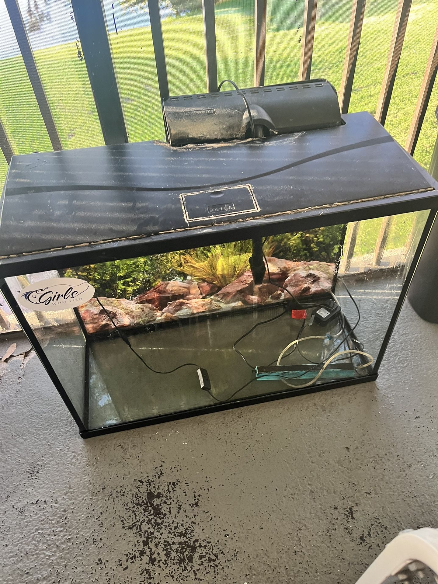 30 Gallon Fish Tank 