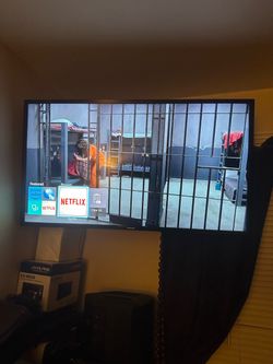 samsung 40 inch smart tv in great condition
