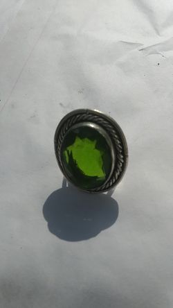 Woman's ring