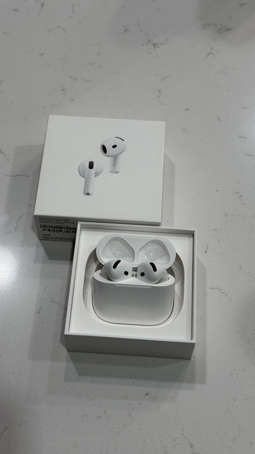 AirPod 4