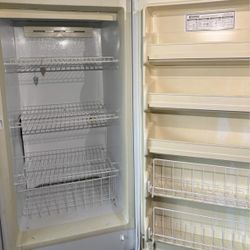 Kenmore 5FT Upright Freezer