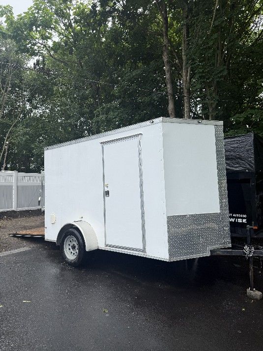 2023 6x10 Enclosed Utility Trailer