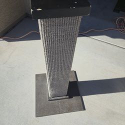 Tall Cat Scratching Post 33” | Heavy Base, Durable Carpet Tower | Minimal Wear