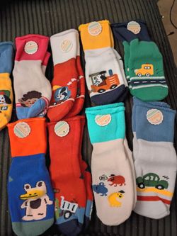 Kids Novelty Socks Bundle – 12 Pairs