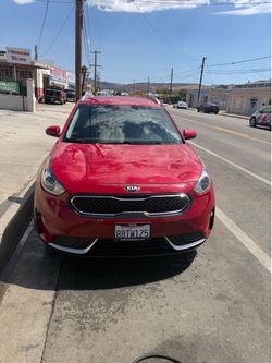 2017 KIA Niro