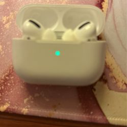 Apple AirPod Pro Noise Cancellation 