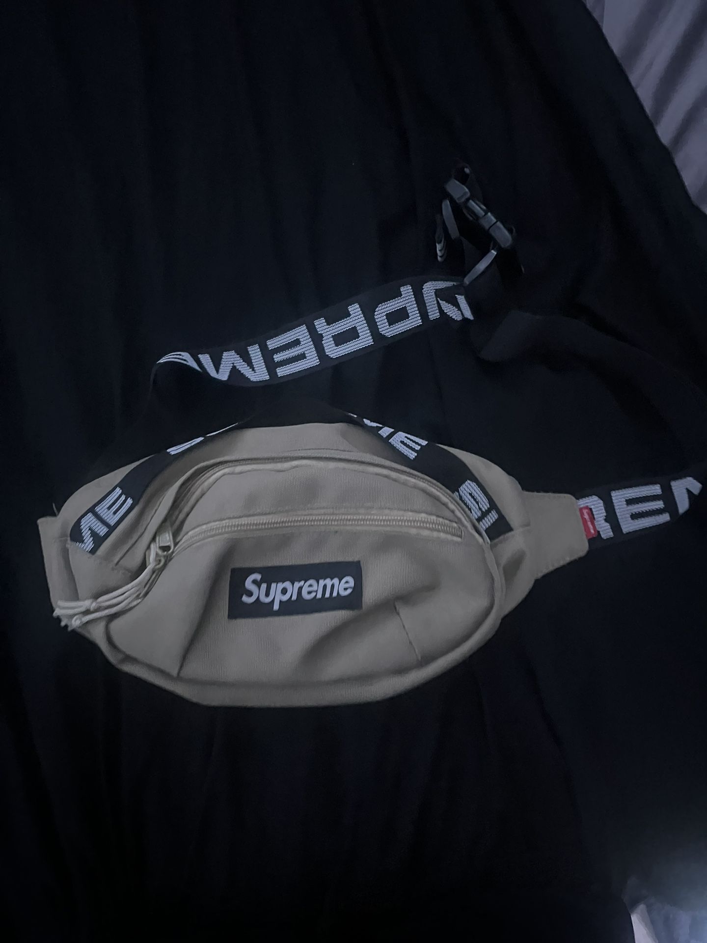 supreme fanny pack