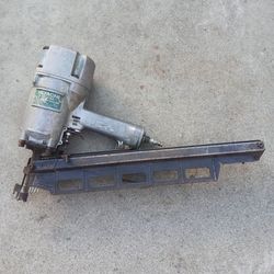 HITACHI JAPAN FRAMING NAIL GUN