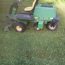 John Deere 2243  Golf & Turf Mower