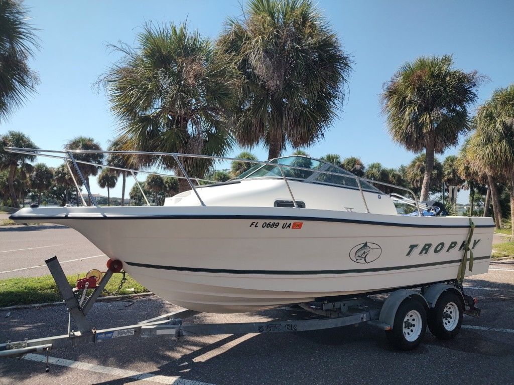 2001 Trophy 21 WA with Mercury 150 HP