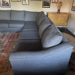 Extra Large Sectional - In Great Condition