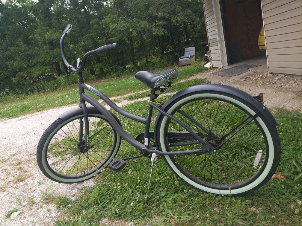 Huffy Cranbrook Cruiser Bike for Women