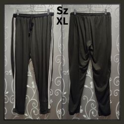 WOMENS ARMY GREEN ATHLETIC PANTS SIZE XL
