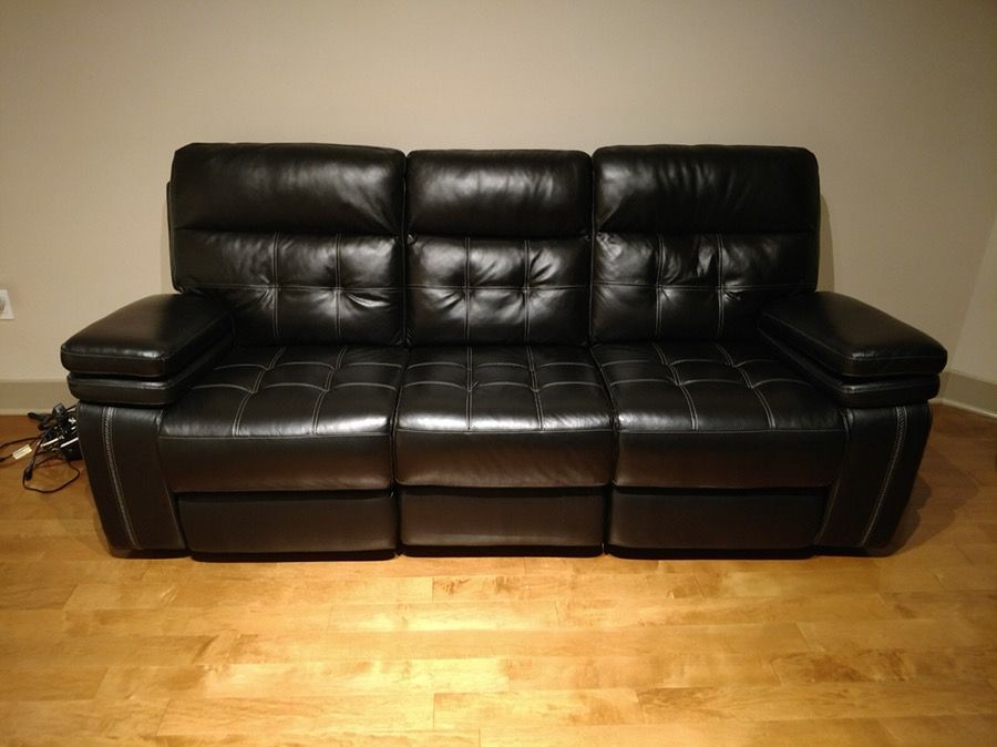 LEATHER COUCH