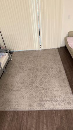 6x9 Vintage Floral Area Rug – Gray/Beige