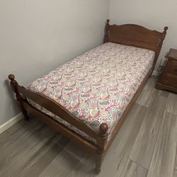 Ethan Allen twin bed $20