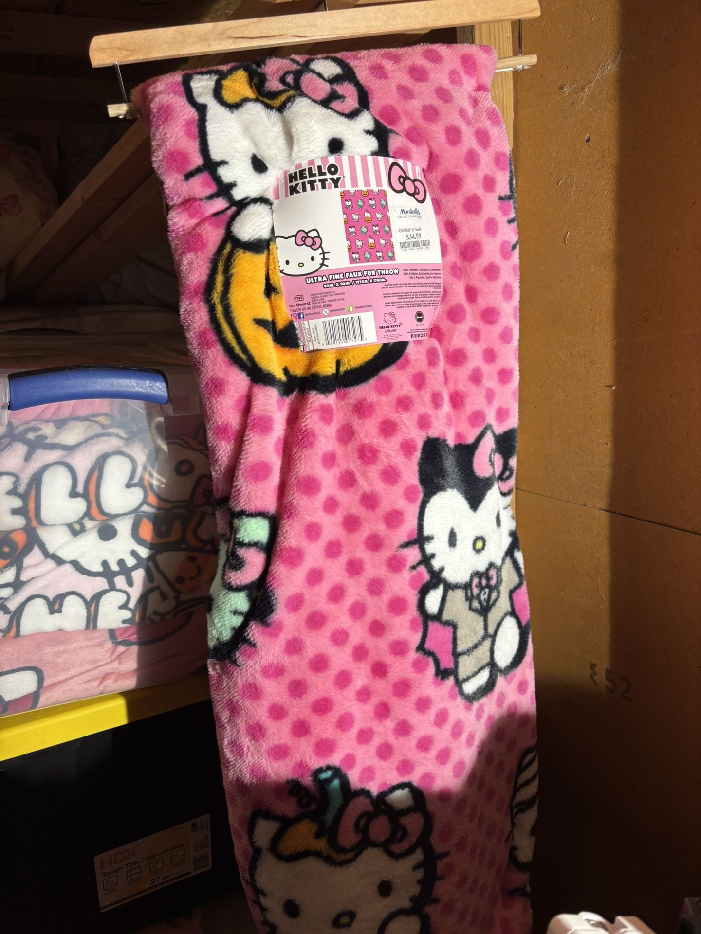 Hello Kitty Blanket 