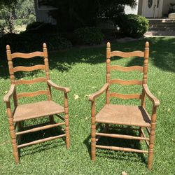 Two Sturdy Chairs.. Woven Seats..very Sturdy!😊👍