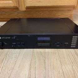 Sansui Quartz Synthesizer AM/FM Stereo Tuner
