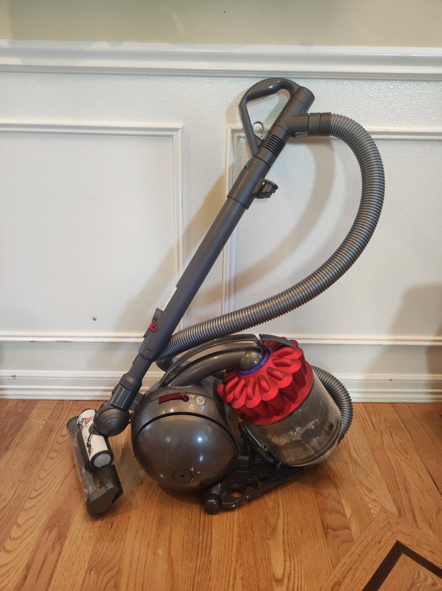 Dyson Big Ball  Vacuum