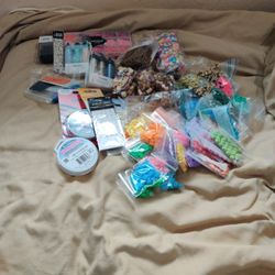 Beading Lot Mixed Plastic, Wood, Glass, Tools