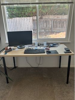 Free Large Desk