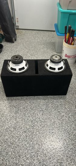 Sub box with 2 10's