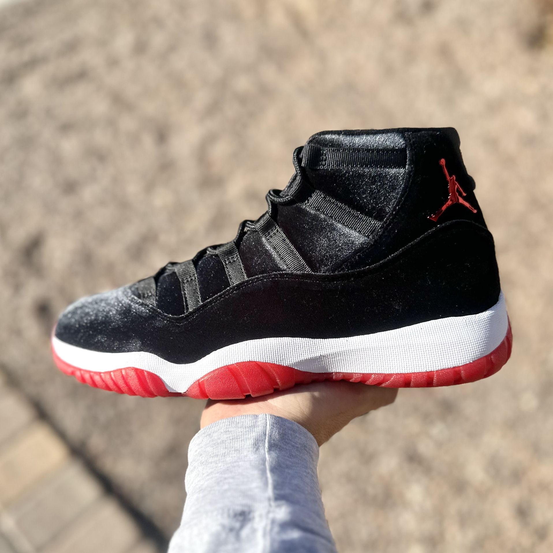 Jordan 11 Retro “Velvet Bred” (W) Sizes 6w / 6.5w / 7w / 7.5w / 8w / 8.5w / 9w / 9.5w / 10w / 10.5w / 11w / 11.5w / 12w IN HAND BRAND NEW