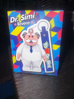 (2) Dr. Simi llaveros / Keychains