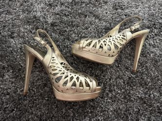 Elegant Gold High Heels Size 8.5
