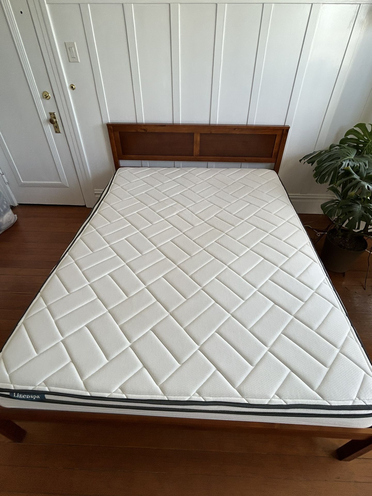 10” Queen Hybrid Mattress and Bed Frame