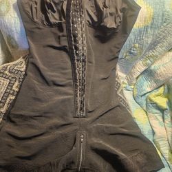 Una faja muy com cómoda nueva muy bonita talla Grande.