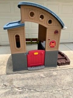 Little Tikes Go Green Playhouse