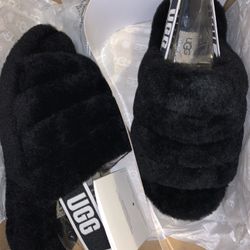 Black Uggs Slippers Size 5
