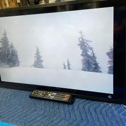 Samsung  TV 32” With Remote -No Stand - $95 