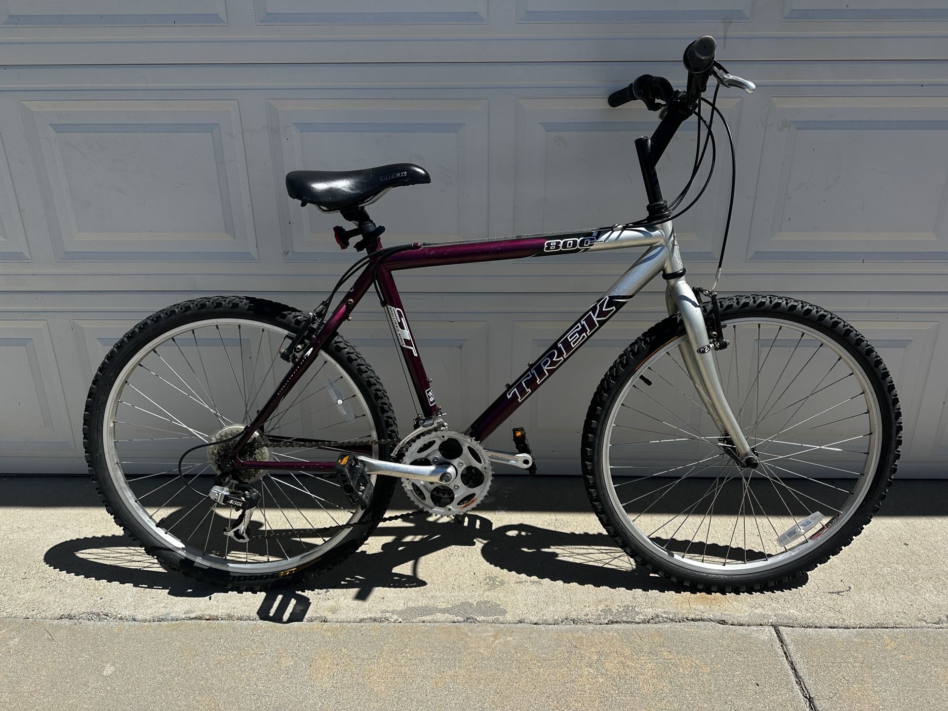 1996 Trek 800 Sport Mountain Bike