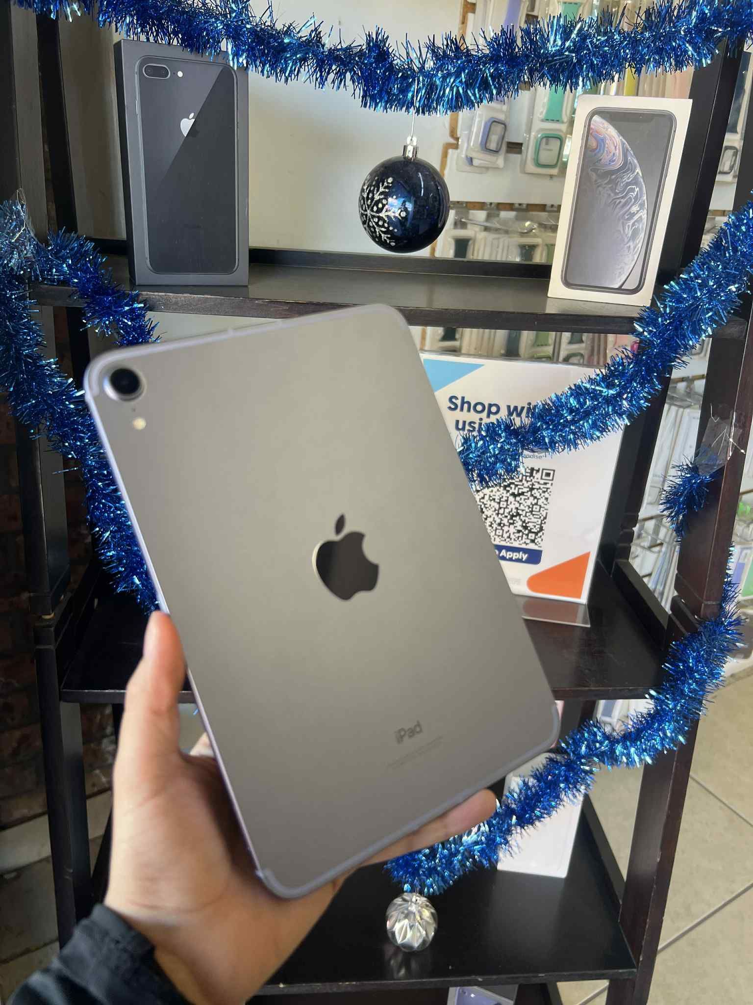 iPad Mini 6th Cell UNLOCKED