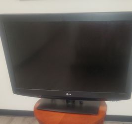 37'' class LCD Commercial Widescreen Integrated