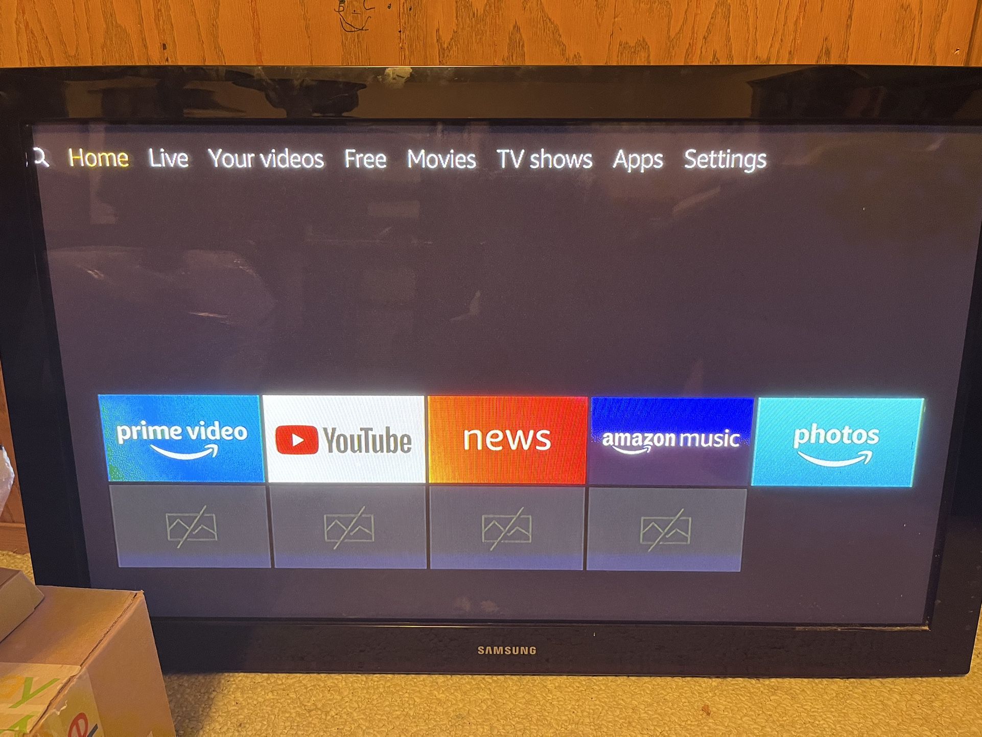 45" Samsung TV With Free Headphones