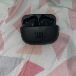 JBL Earbuds & Beats Solo Headphones