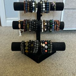 Set Of Bracelets With Stand