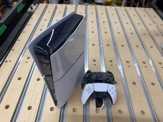 🚀 PS5 Slim Digital Edition 1TB + 4TB SSD + 2 Controllers + PS Headset | Excellent Condition | Jamul Pickup