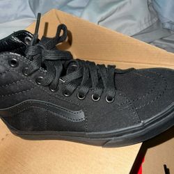 (Van's & Converse Shoes) 