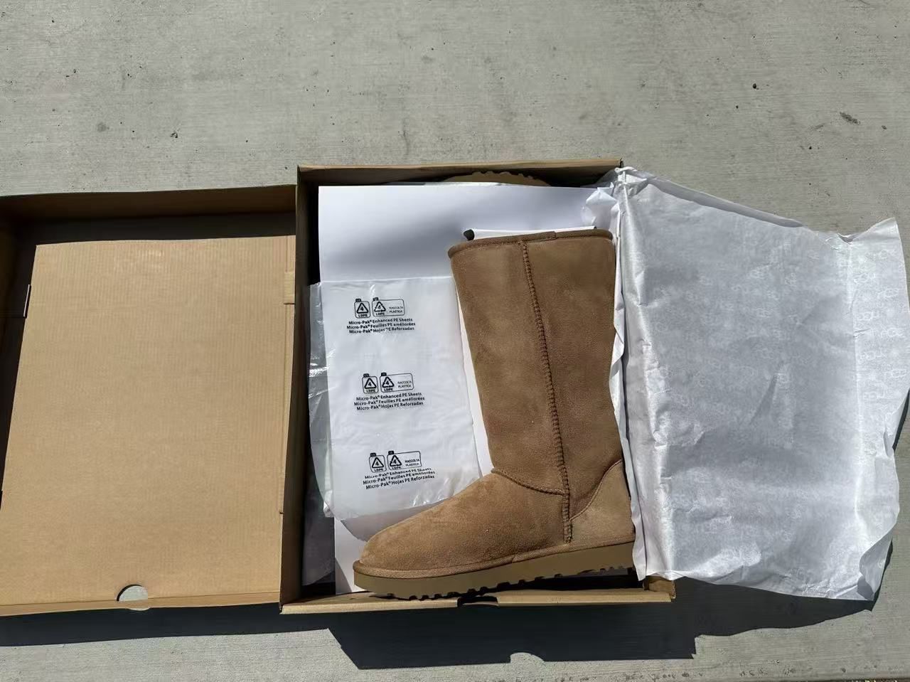 UGG WOMEN'S Classic Tall II Boots