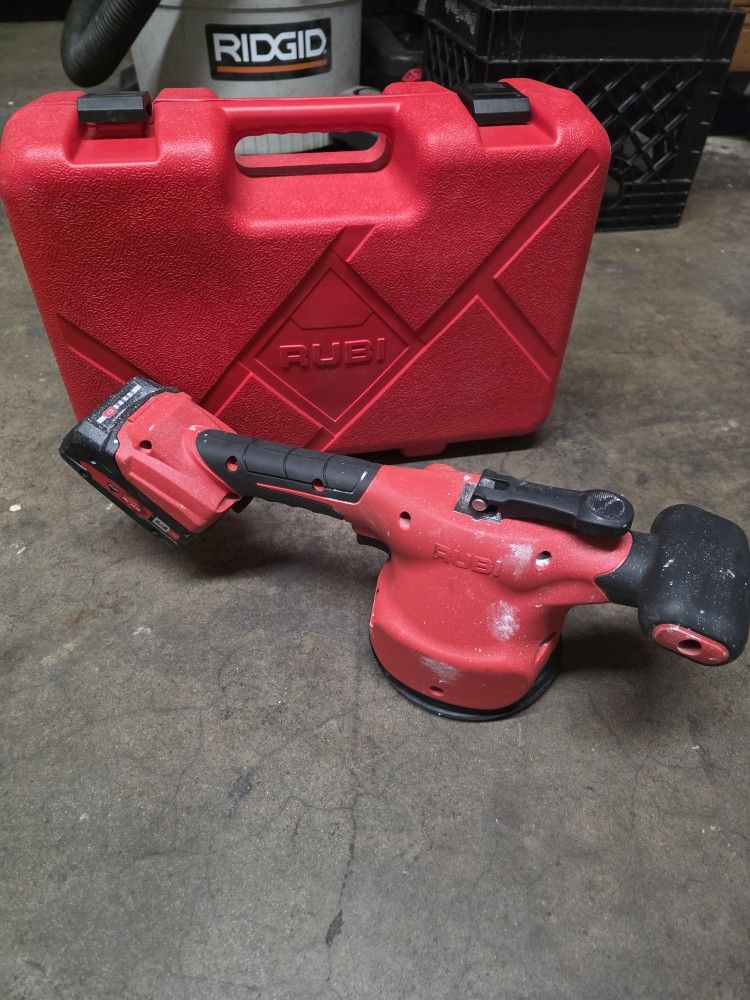 Rubi Tile Vibrator And Suction Cup