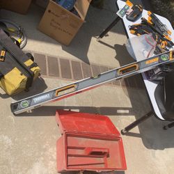 Toughbuilt 48 Inch Magnetic Lit Box Level
